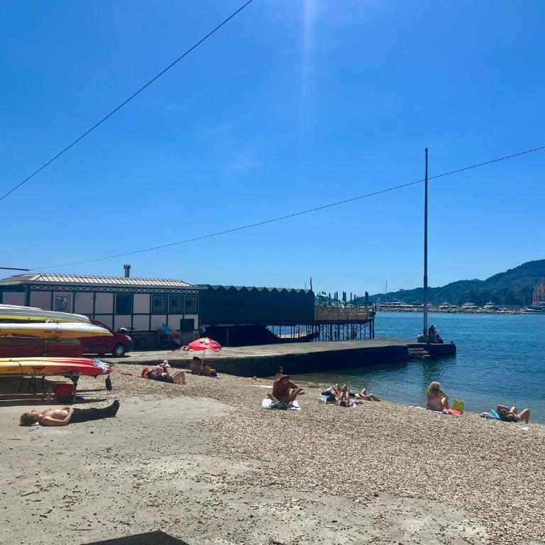 MAREBLU Rapallo Mare - Three-Bedroom House - 13