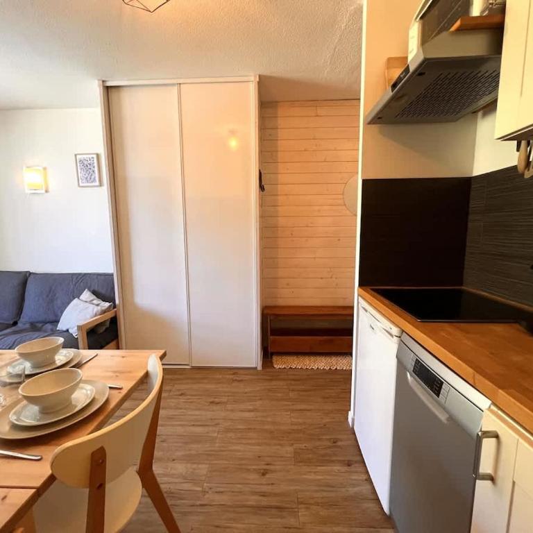 Ski aux pieds - Appartement avec Vue sur la Montagne - 12