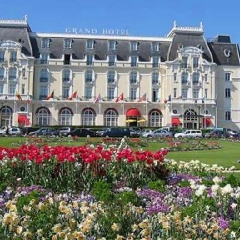 Bel appartement en plein centre de Cabourg - Apartamento de 2 dormitorios con vistas a la ciudad - 2