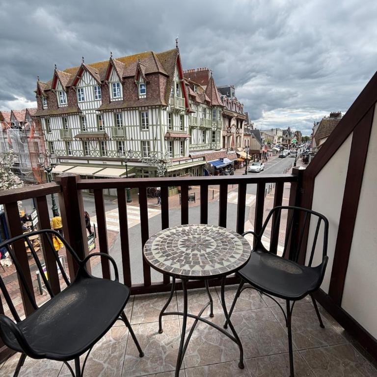 Bel appartement en plein centre de Cabourg - Apartamento de 2 dormitorios con vistas a la ciudad - 11