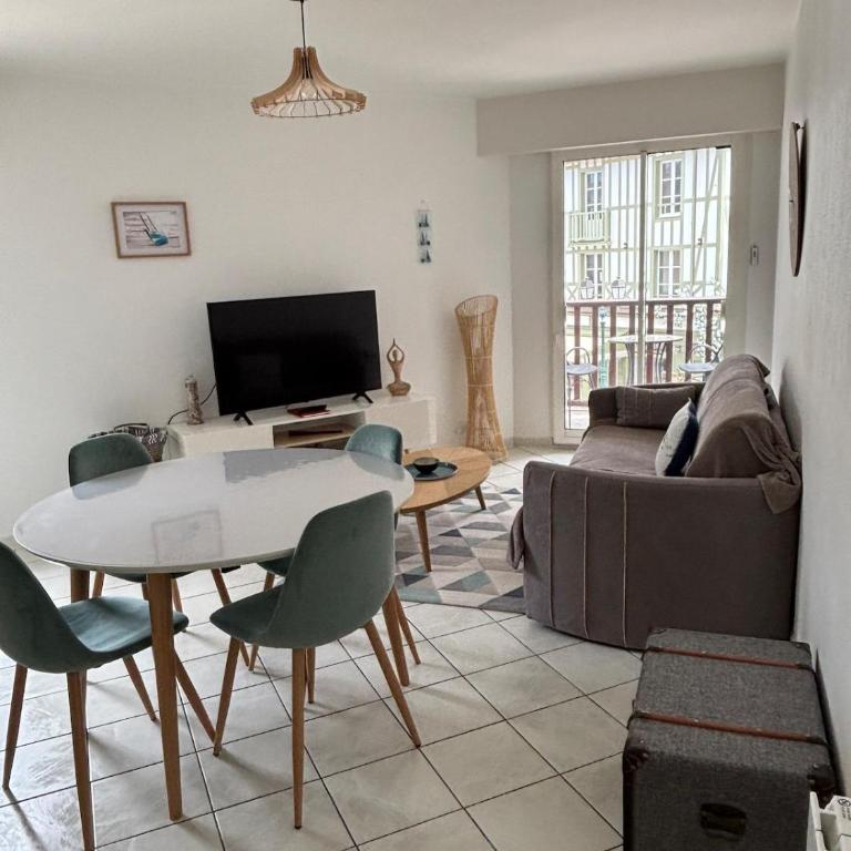 Bel appartement en plein centre de Cabourg - Apartamento de 2 dormitorios con vistas a la ciudad - 15