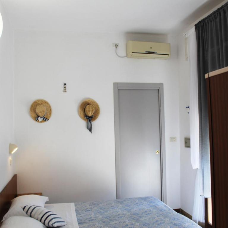 Hotel Graziella Mare - Camera Matrimoniale Standard - 26