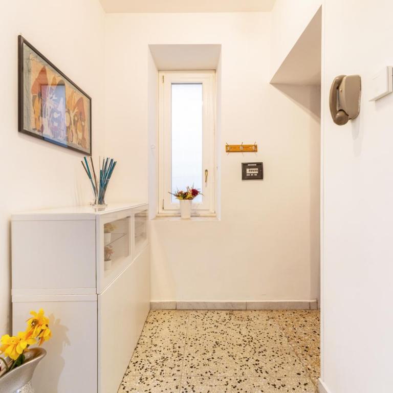 Hostly - Sant'Orsola Suite Apartment - One-Bedroom Apartment - 27