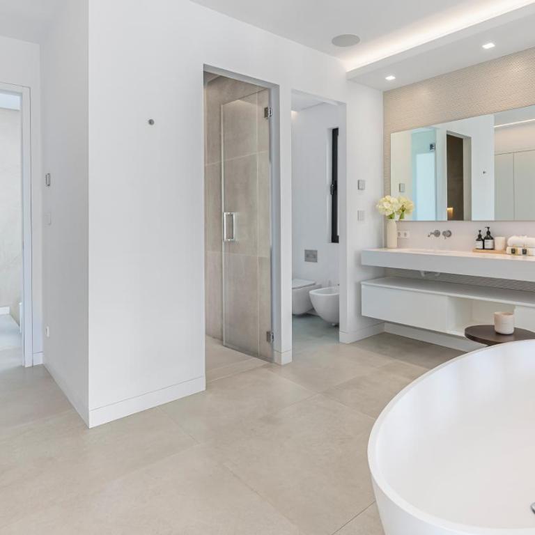 VACATION MARBELLA I Villa Almost Heaven, Private Heated Pool, Prime Location Golf Valley, Minutes to Puerto Banus, Hot Tub, GYM, World-Class Dining - Villa Supérieure - 60