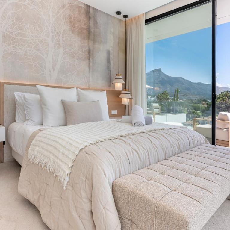 VACATION MARBELLA I Villa Almost Heaven, Private Heated Pool, Prime Location Golf Valley, Minutes to Puerto Banus, Hot Tub, GYM, World-Class Dining - Villa Supérieure - 31