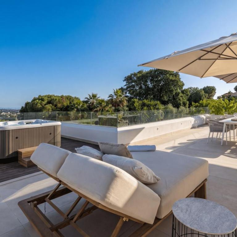 VACATION MARBELLA I Villa Almost Heaven, Private Heated Pool, Prime Location Golf Valley, Minutes to Puerto Banus, Hot Tub, GYM, World-Class Dining - Villa Supérieure - 45