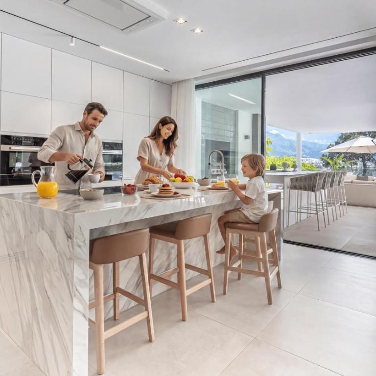 VACATION MARBELLA I Villa Almost Heaven, Private Heated Pool, Prime Location Golf Valley, Minutes to Puerto Banus, Hot Tub, GYM, World-Class Dining - Villa Supérieure - 50