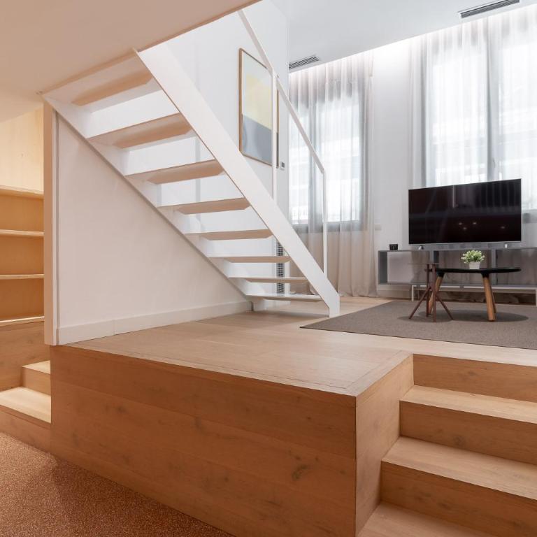 Jardinets De Gràcia by The 5ve Soul - Duplex Apartment - 5