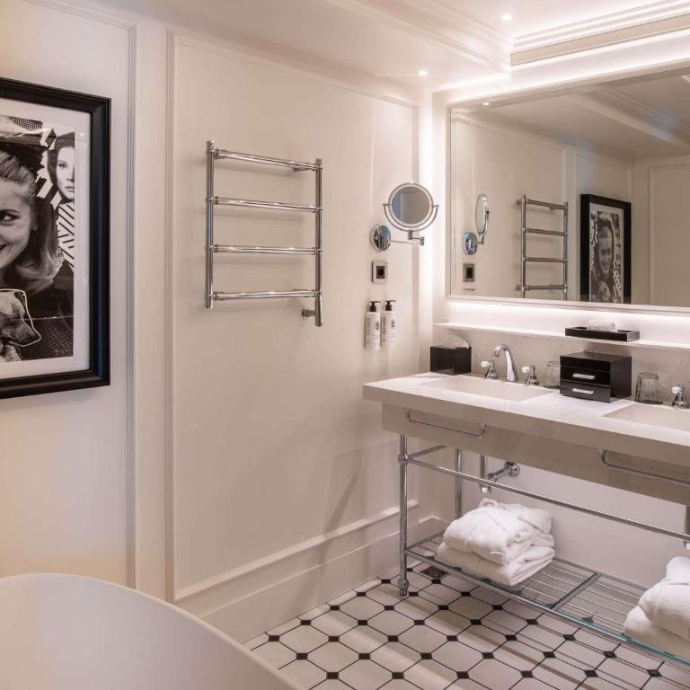 Sofitel Barcelona Skipper - Premium Room with Garden View - 2
