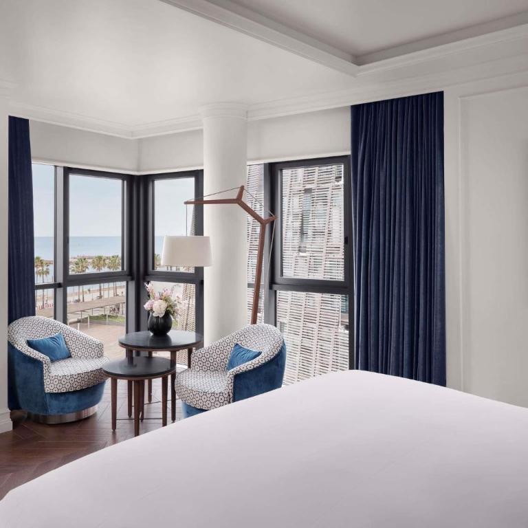 Sofitel Barcelona Skipper - Premium Room with Ocean View - 4