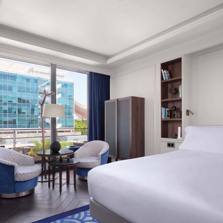 Sofitel Barcelona Skipper - Luxury Double Room with Balcony and Garden View - 4