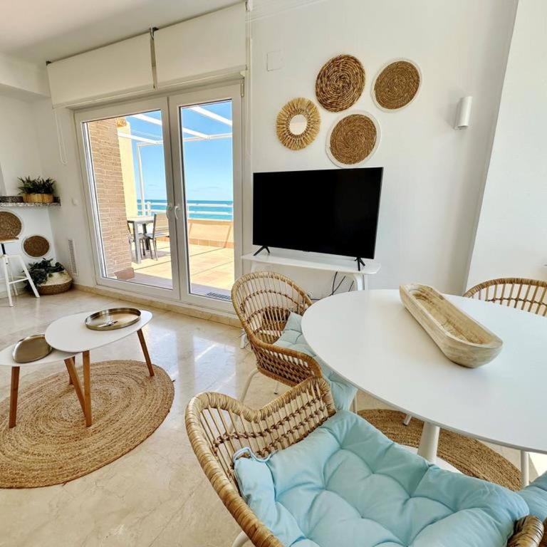 Ático frontal al mar con piscina privada by homeprive - Penthouse - 25