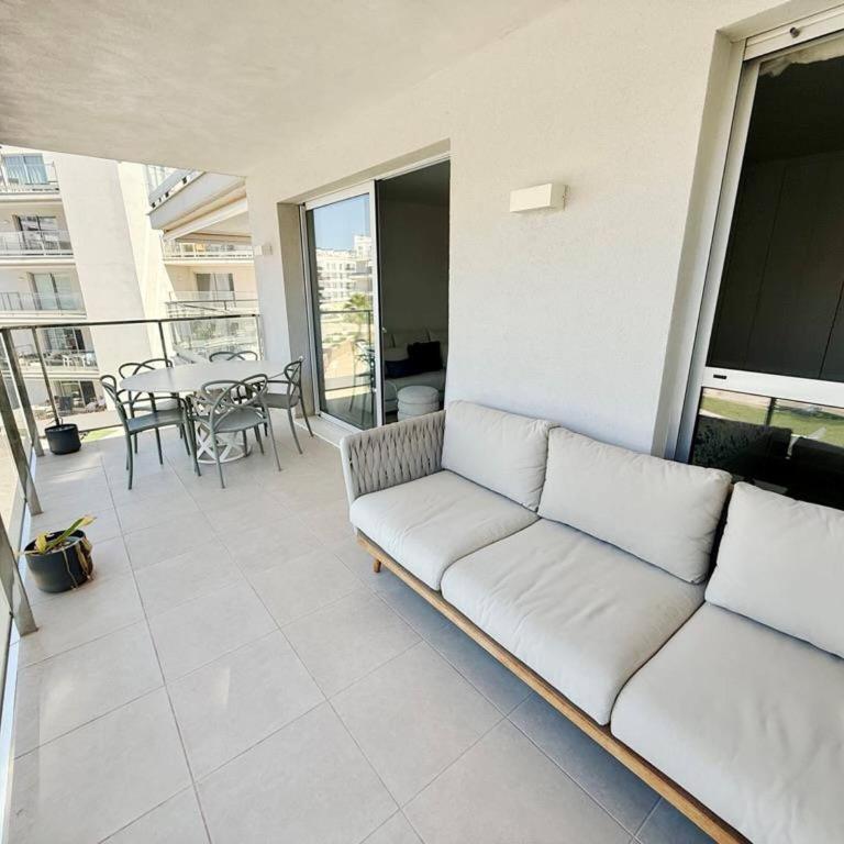 Marina Real 86 by homeprive - Appartement - 3