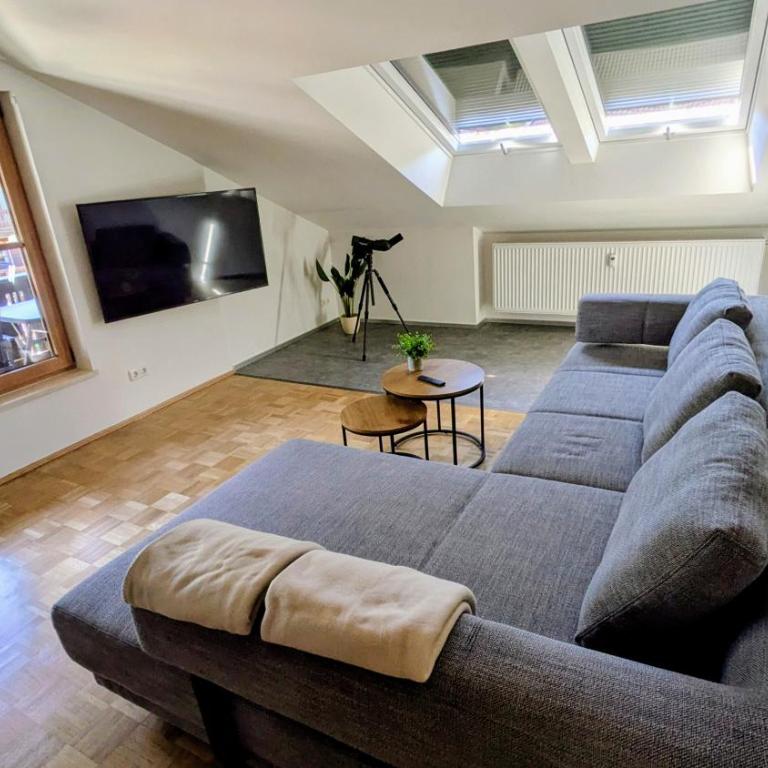 Moderne Dachgeschoß Wohnung im MittenwalderZentrum - Appartement 2 Chambres - 18