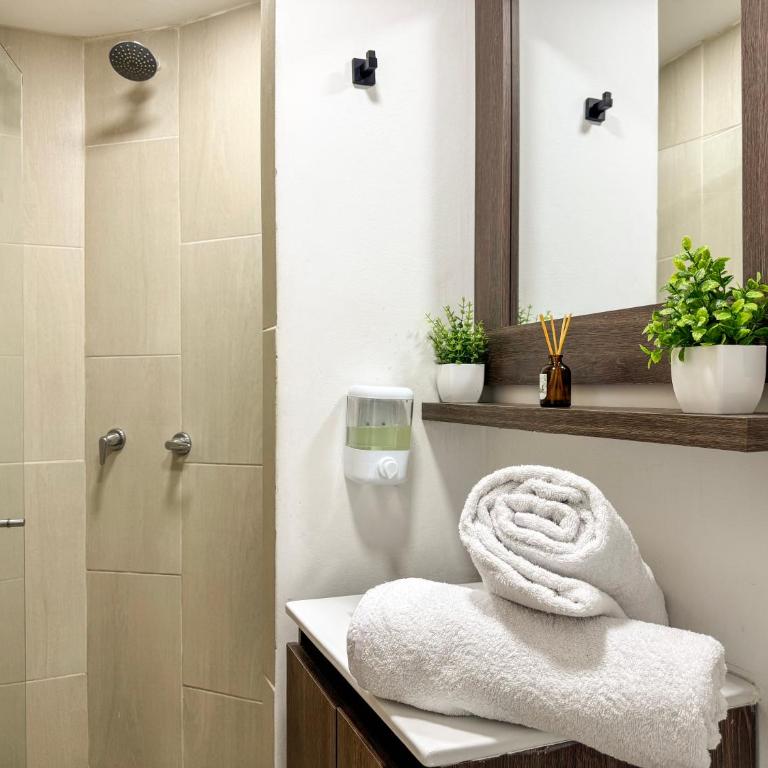 Apartamento la Sexta - Three-Bedroom Apartment - 17