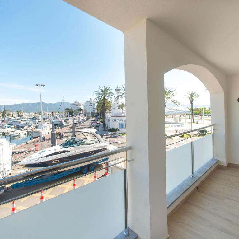 WELCS APARTAMENTO 339 EMP con terraza y vista al c - Apartment - 11