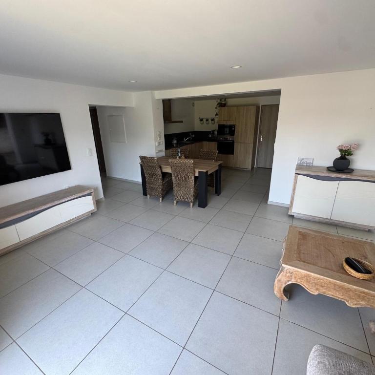 Charmant bas de villa - Apartamento de 2 dormitorios - 8