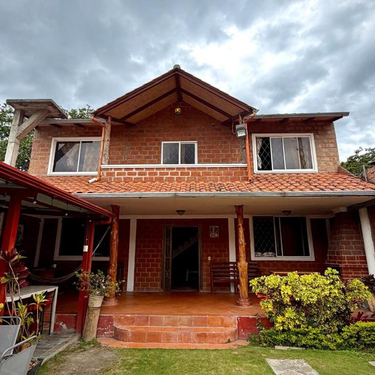 Casa vacacional privada con piscina y jacuzzi - Casa de 3 dormitorios - 4