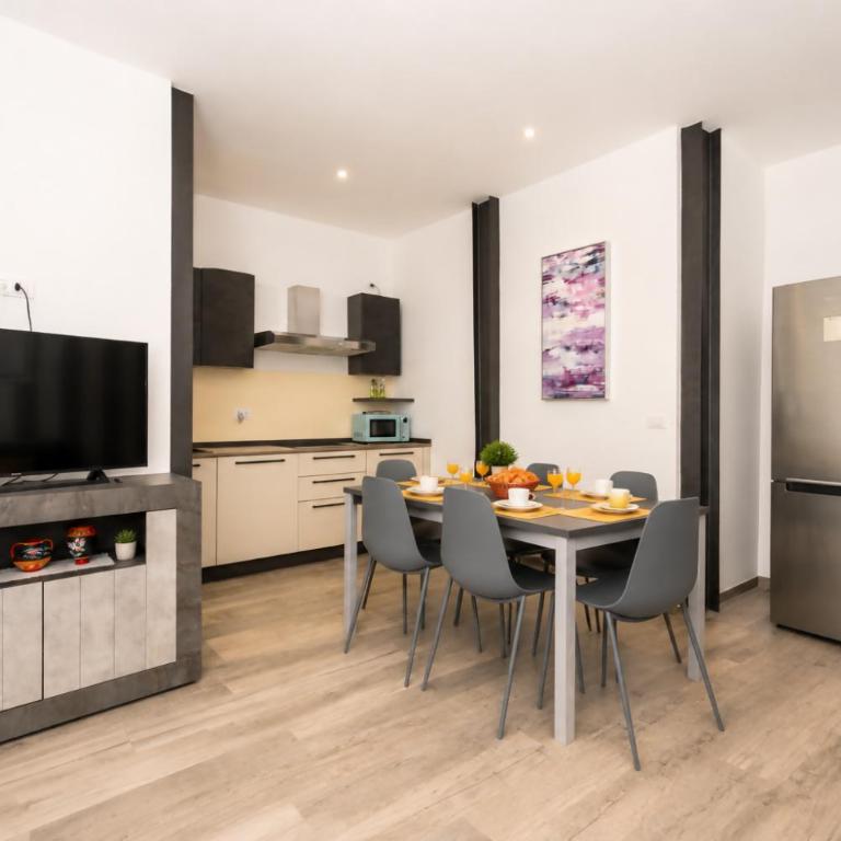 Casa Gialla - Realnova - Appartamento con 2 Camere da Letto - 2