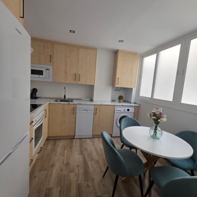 COLON NERJA Centro - Apartamento de 2 dormitorios - 6