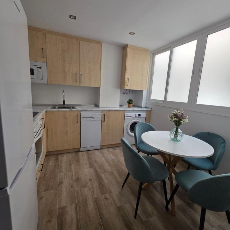 COLON NERJA Centro - Apartamento de 2 dormitorios - 10