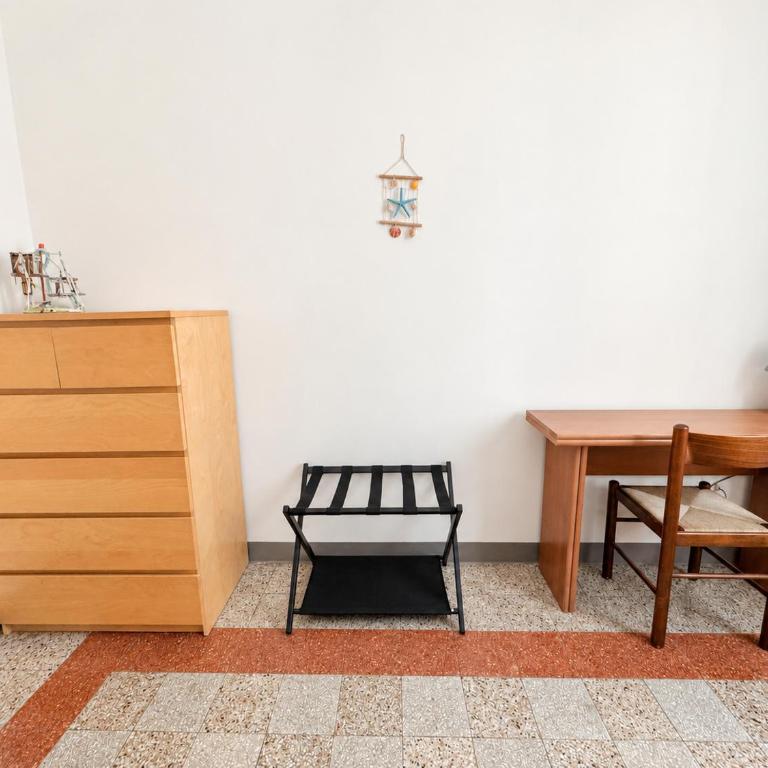 In centro sul mare - 2 camere e balcone - 5 posti letto - Two-Bedroom Apartment - 4