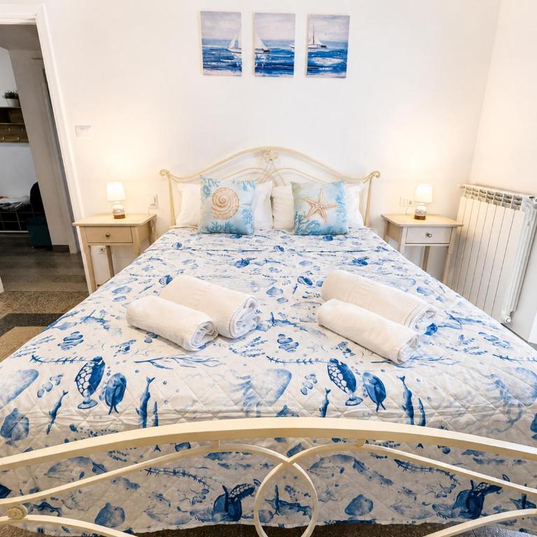 In centro sul mare - 2 camere e balcone - 5 posti letto - Two-Bedroom Apartment - 27