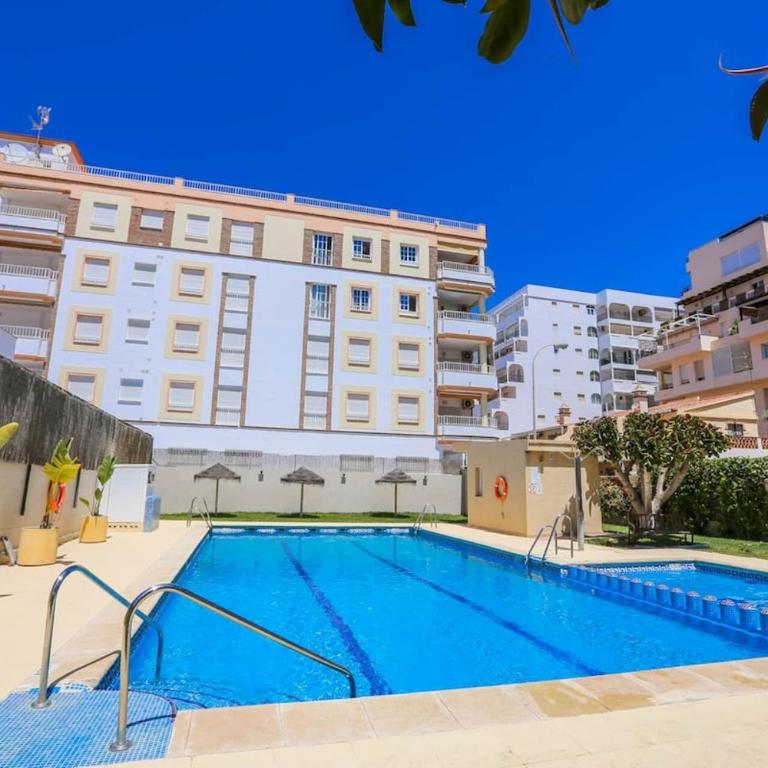 Comeback A un Suspiro del Mar - Apartamento de 3 dormitorios - 1