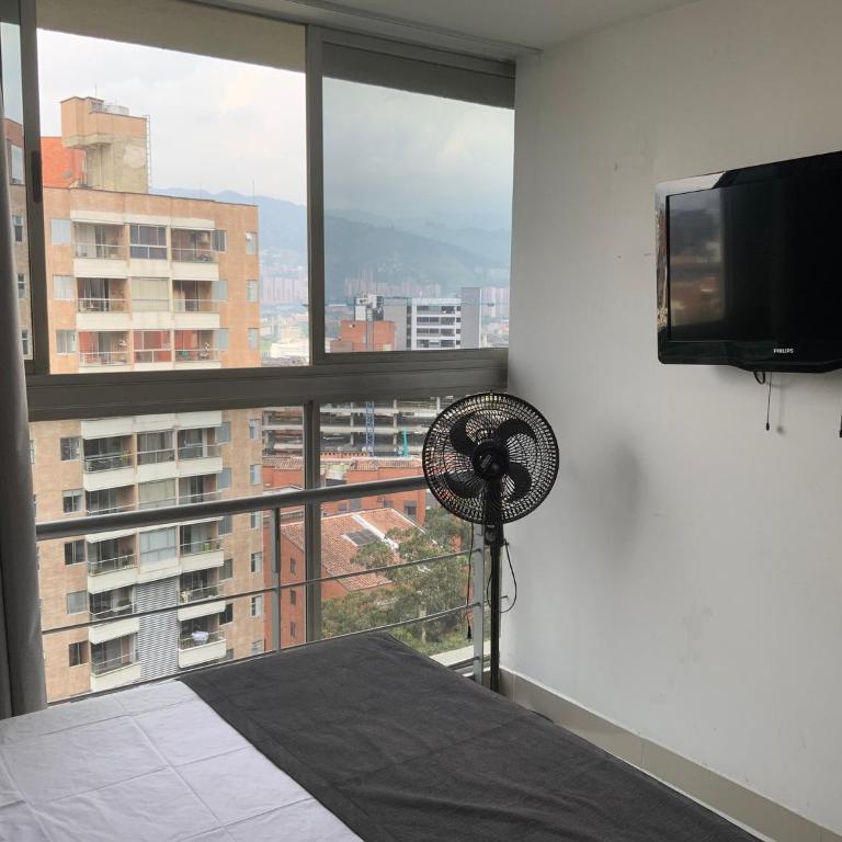 Amoblados Medellin Poblado - Apartamento Deluxe de 2 dormitorios - 2