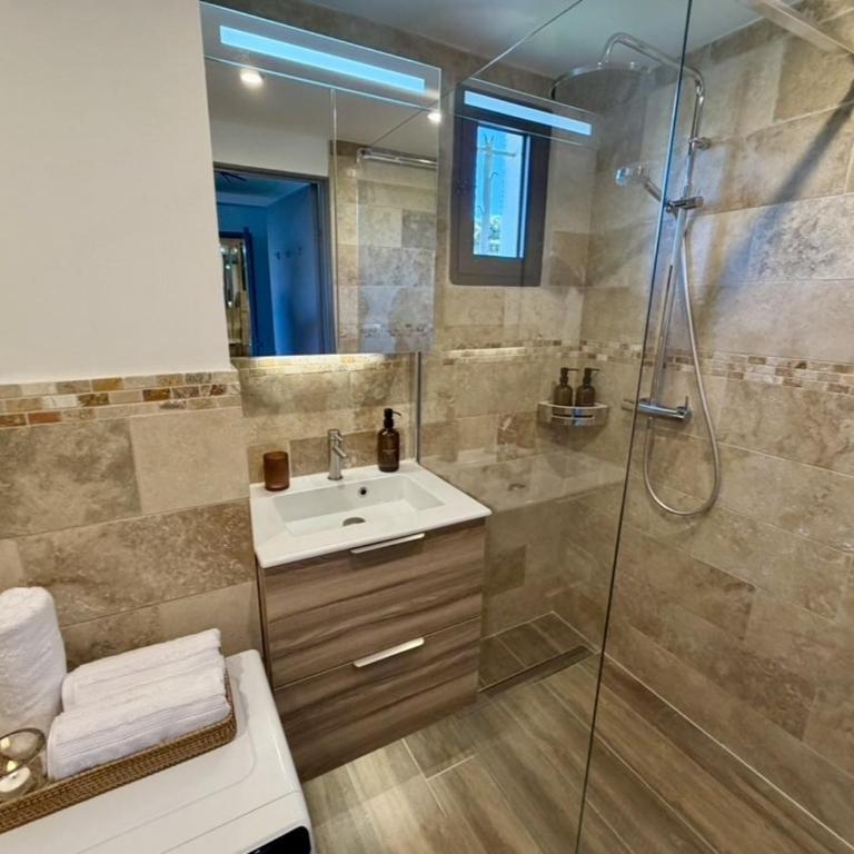 Appartement Vue Mer au calme Piscine & Parking - Apartment mit 1 Schlafzimmer - 20