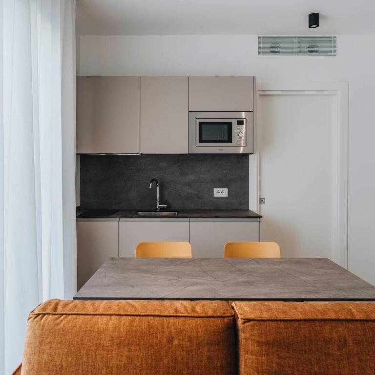 Treviso Residence - Ca' Sette Treviso Airport - Studio Apartment with One Double Bed - 1