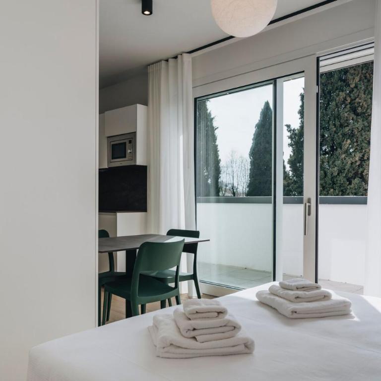 Treviso Residence - Ca' Sette Treviso Airport - Studio Apartment with One Double Bed - 1