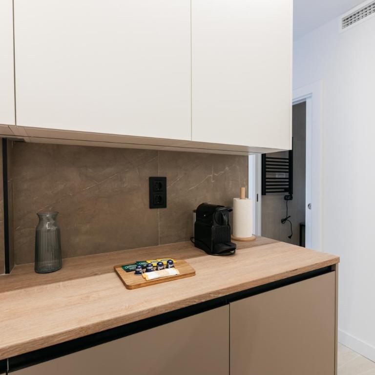 Welcomer Apartments Bernabéu - Superior Apartment - 15