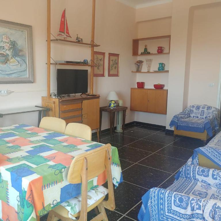 Balcone vista mare! - Appartamento Standard con 2 Camere da Letto - 4
