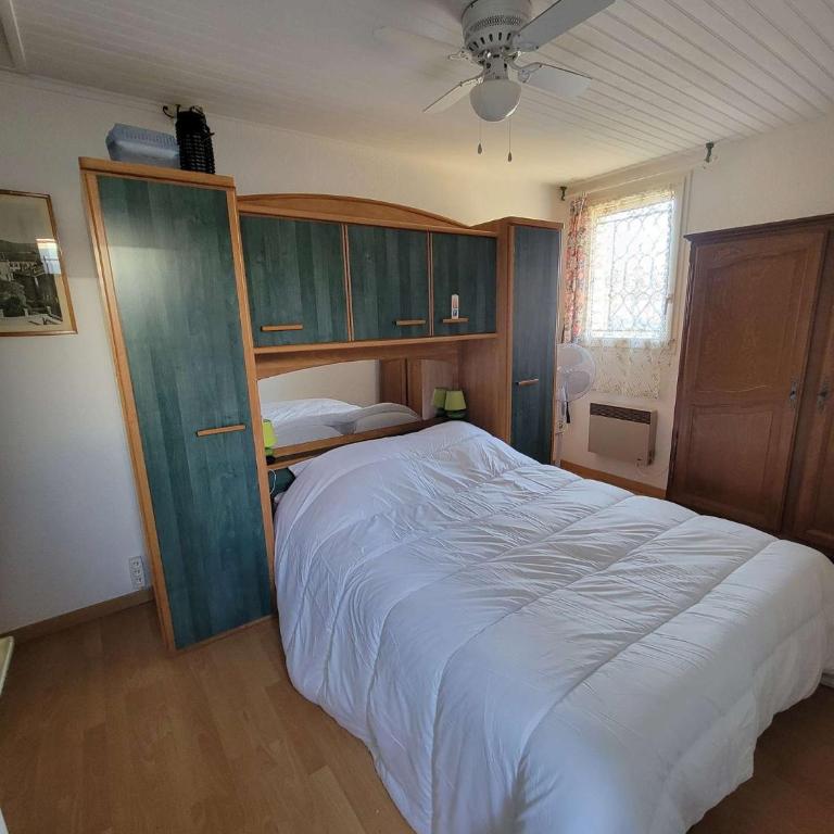 Maison de vacances 6 couchages, 2 chambres, mezzanine, wifi, 100m de la plage residence Le Village de la Mer LRVM26 - Ferienhaus mit 3 Schlafzimmern - 5
