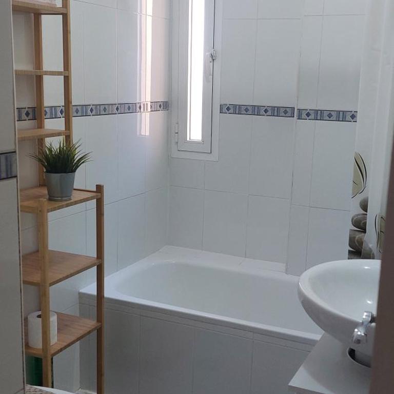 A few steps from everything ! - One-Bedroom Apartment - 17