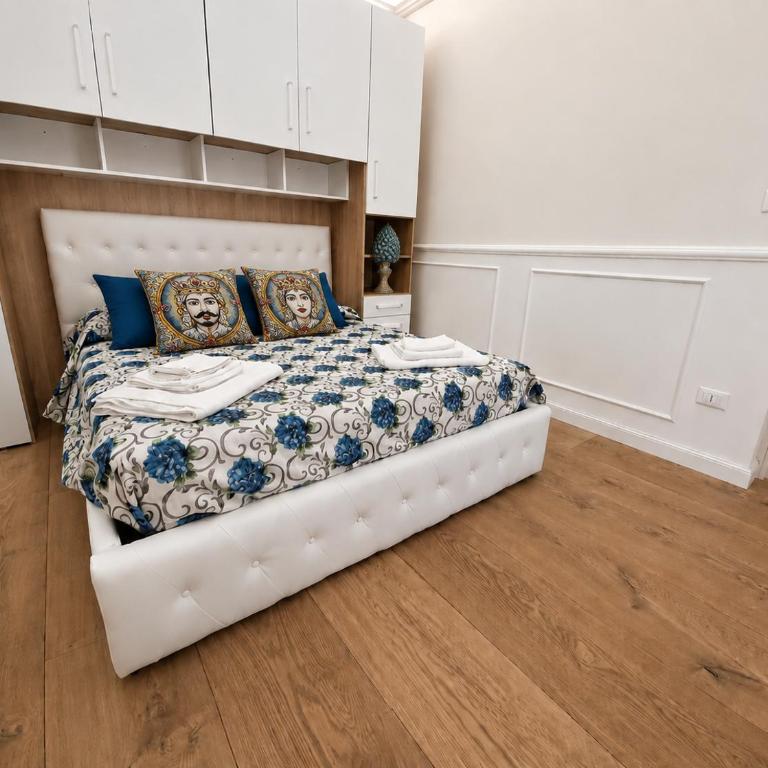 Casa Dadà, romantic house in historic centre - Appartamento con 1 Camera da Letto - 2