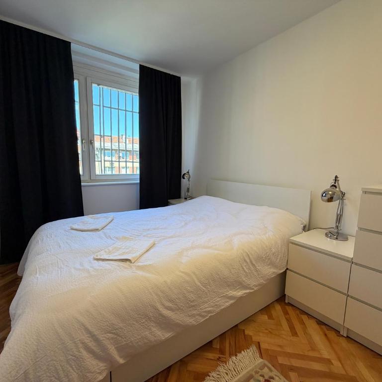 Bravo Apartment - with Garage Parking - One-Bedroom Apartment - 7