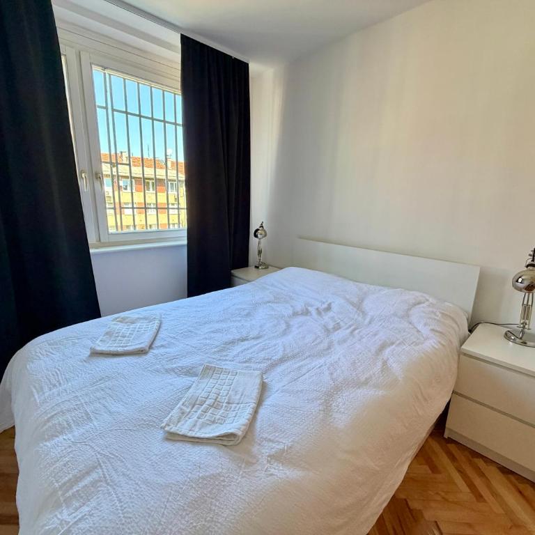 Bravo Apartment - with Garage Parking - One-Bedroom Apartment - 14