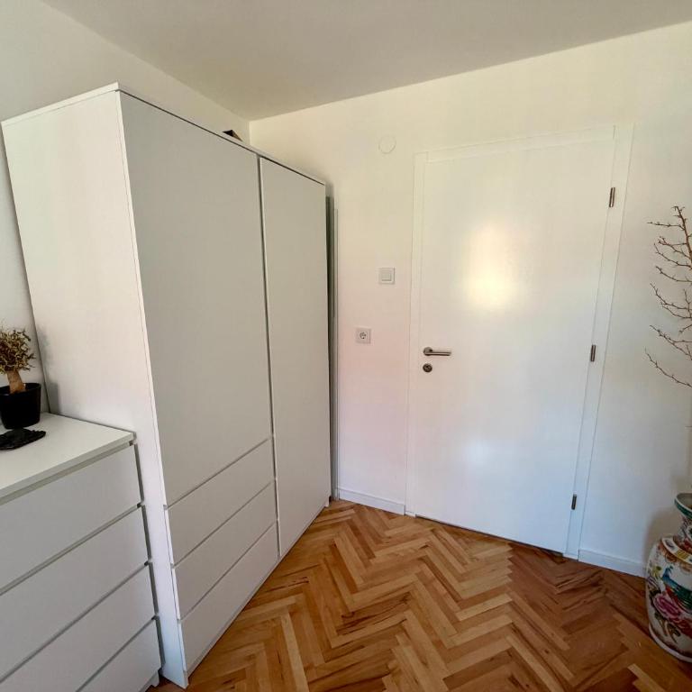 Bravo Apartment - with Garage Parking - One-Bedroom Apartment - 19