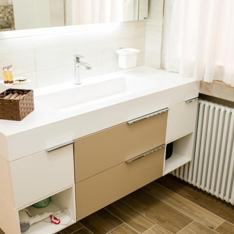 Delux Green Residence Apartment Sirmione - Appartamento - 43