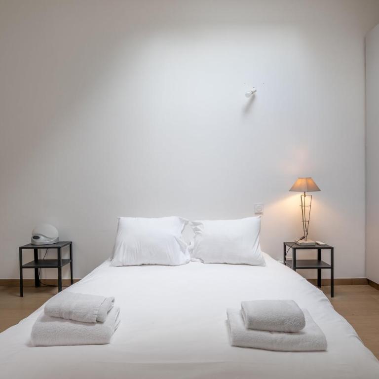 Unique 4BR Architect House with Private Terrace - Maison de Vacances - 25