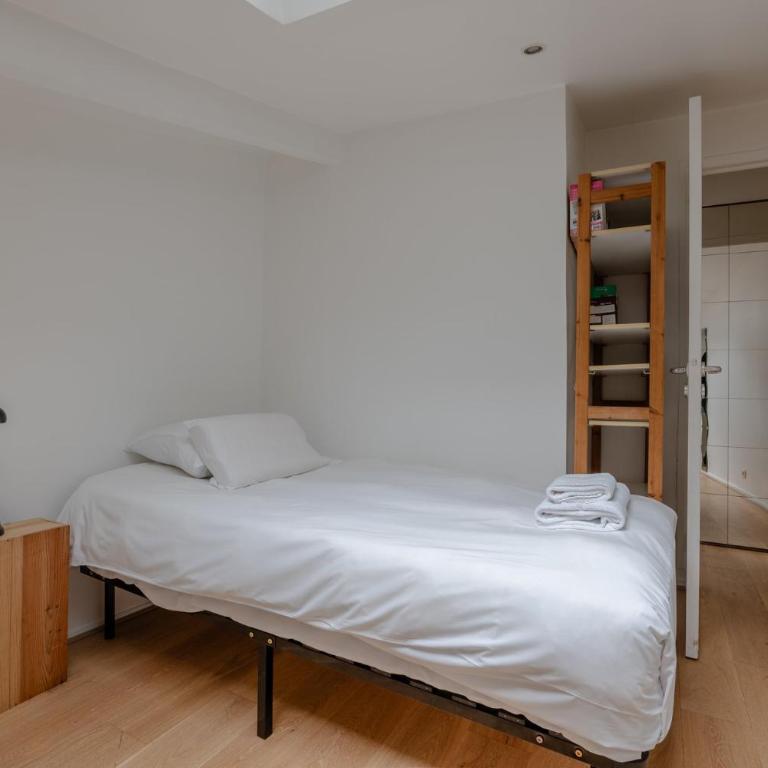 Unique 4BR Architect House with Private Terrace - Maison de Vacances - 34