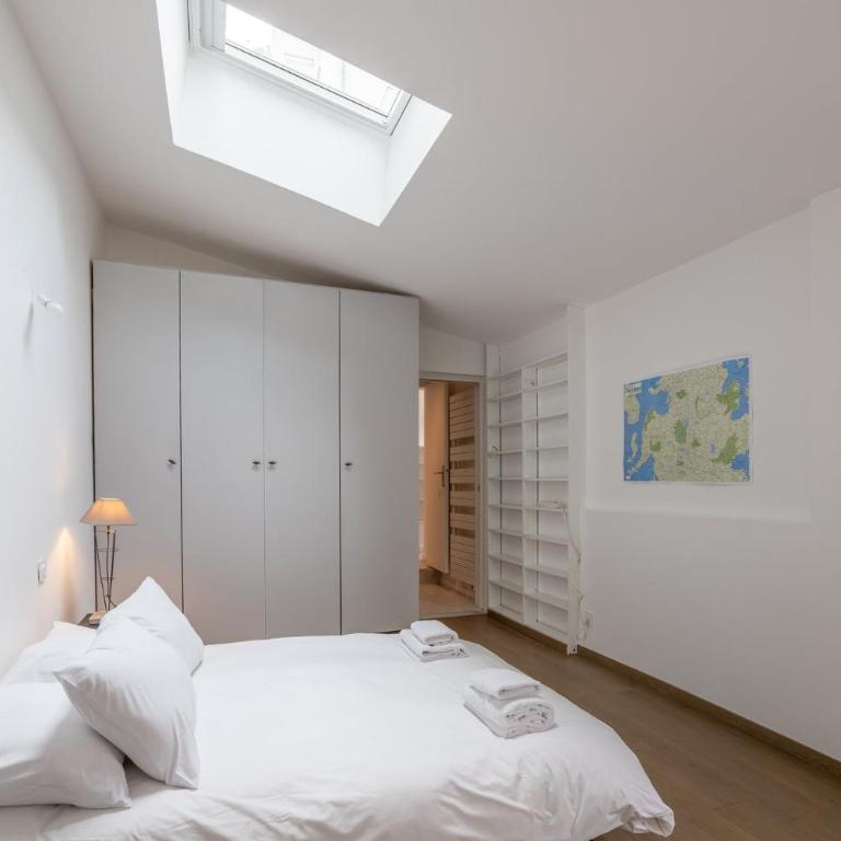 Unique 4BR Architect House with Private Terrace - Maison de Vacances - 26
