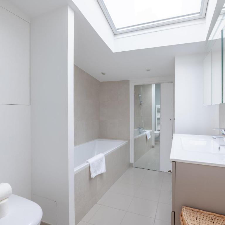 Unique 4BR Architect House with Private Terrace - Maison de Vacances - 38