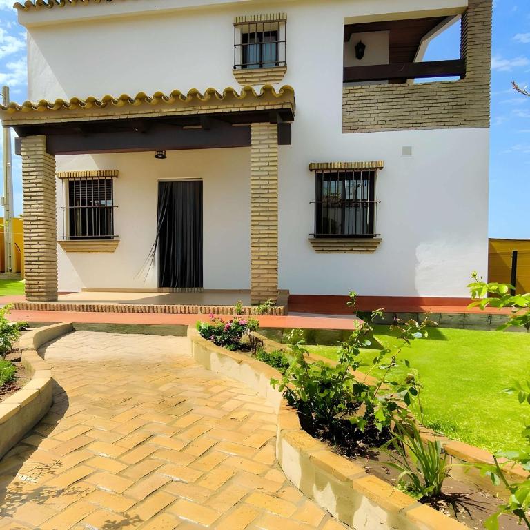 Chalet con piscina y jardin privado No aceptamos grupos de jovenes - Casa Vacanze - 7