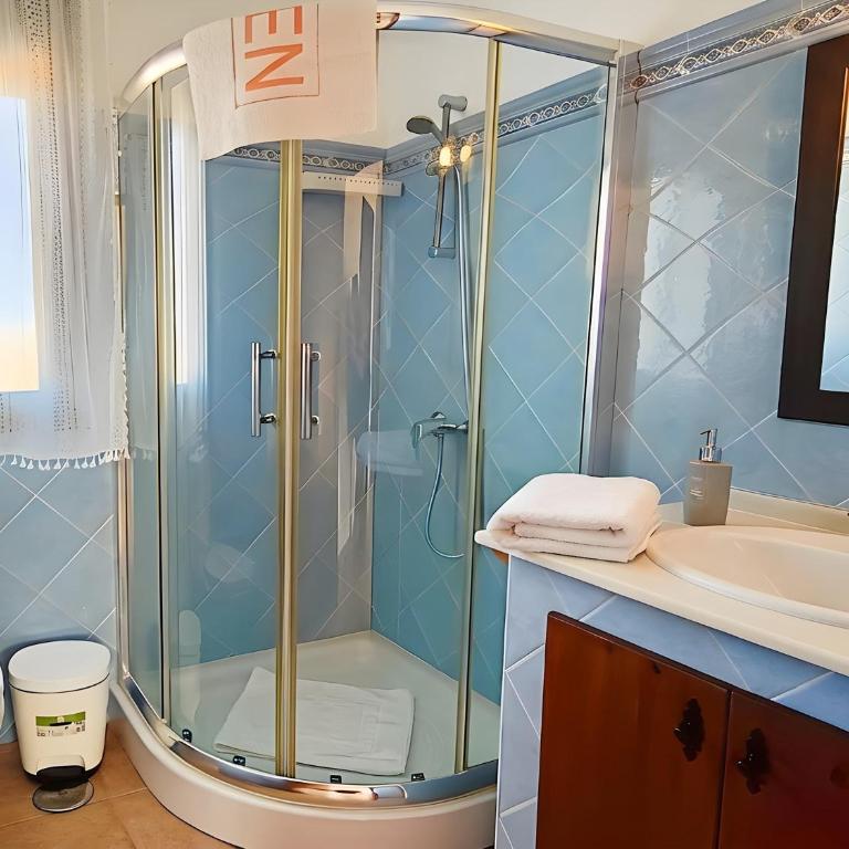 Chalet con piscina y jardin privado No aceptamos grupos de jovenes - Casa Vacanze - 14