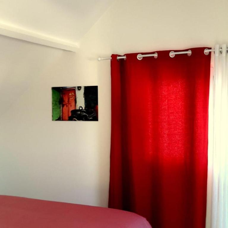 Casa cerca del centro del pueblo y de la playa - Casa - 4