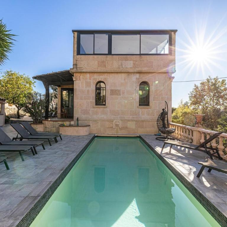 Villa Jaliel I Cannes French Riviera I 270m2 I Spa I 10 minutes du centre-ville I 12 personnes - Villa 1 Chambre - 1