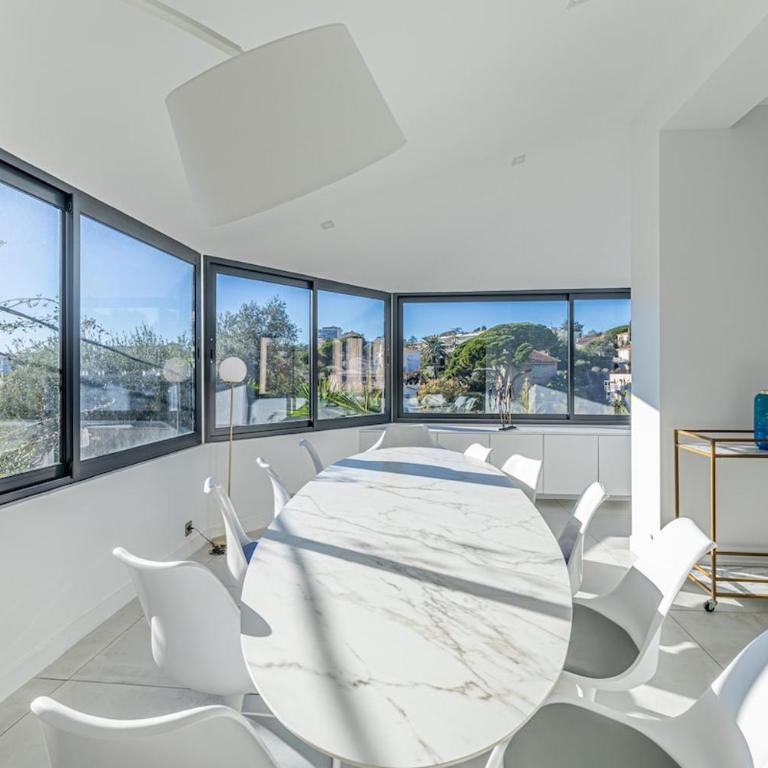 Villa Jaliel I Cannes French Riviera I 270m2 I Spa I 10 minutes du centre-ville I 12 personnes - Villa 1 Chambre - 9